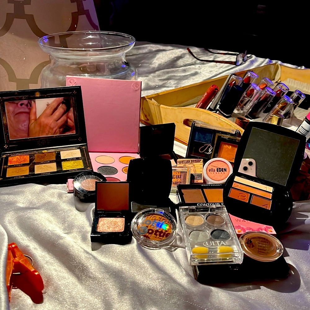 19 Different make up all is brand new never used
